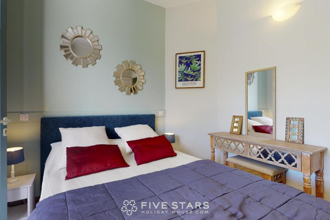 Villa Capriciosa - Five Stars Holiday House Больє-сюр-Мер Екстер'єр фото